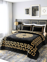 Coperta Matrimoniale Nera e Oro con Greca - 220x240 cm