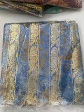 Coupon tessuto 3 metri blu grigio marmorizzato con fasce oro