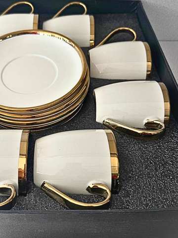 Set di Tazze Tazzine in Porcellana Bianca e Oro - 12 Pezzi con Piattini